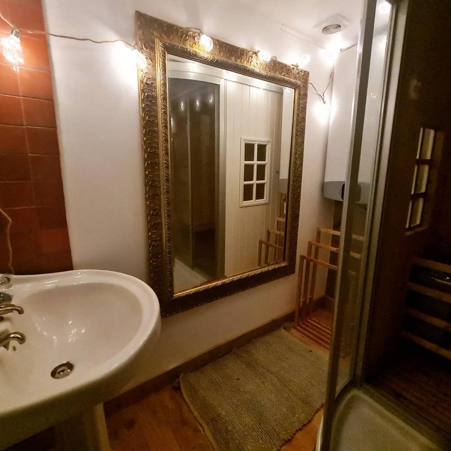 Hotel Le monde d'Echozellia à Saint-Germain-des-Champs Extérieur photo